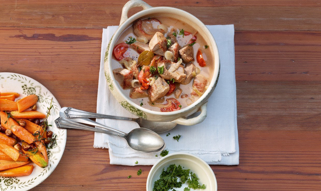 Kalbsragout In Tomaten-Rahm-Sauce - Schweizer Fleisch