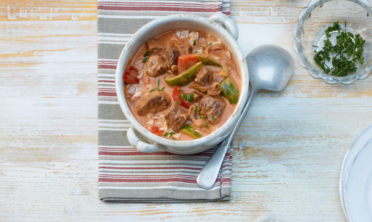 Rezept_Rindseintopf_mit_Pelati_Peperoni_Reis_und_Erdnussbutter