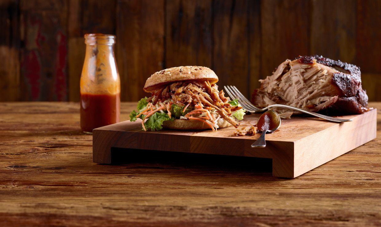 Pulled Pork Burger perfekt zubereiten Schweizer Fleisch