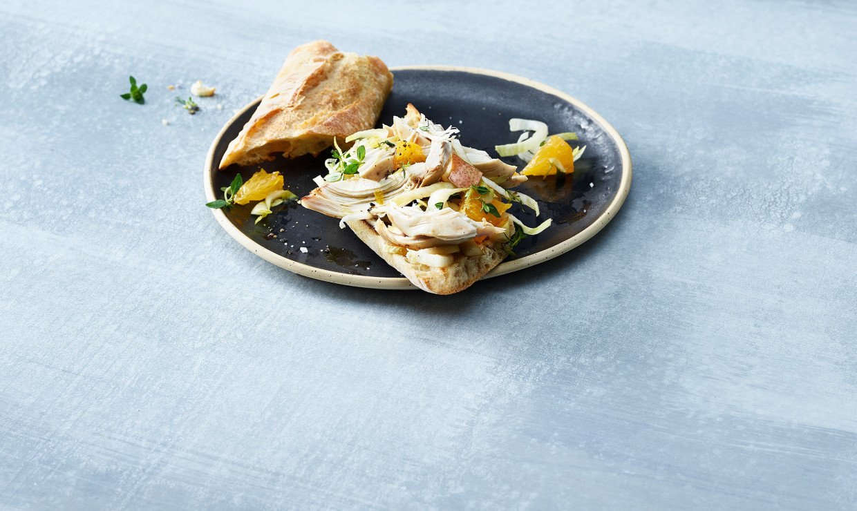 Rezept_Zerzupftes_Poulet_im_Baguette_mit_Birnen_und_Chicoreesalat.jpg