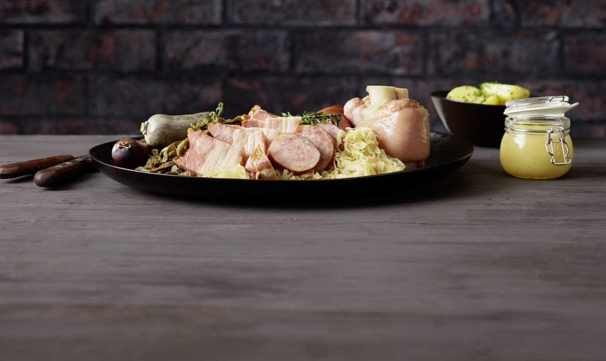 Fleisch auf Teller