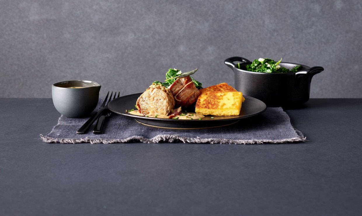 Angerichteter Teller von oben fotografiert