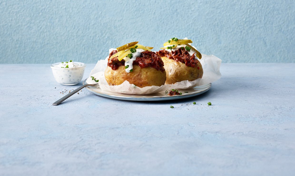 ofenkartoffeln_mit_sauerrahm_und_pulled_meat