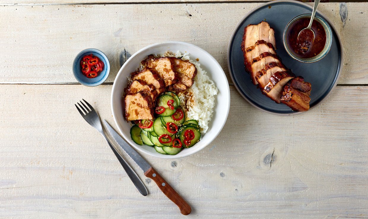 Grillierter Schweinebauch mit Honigglasur