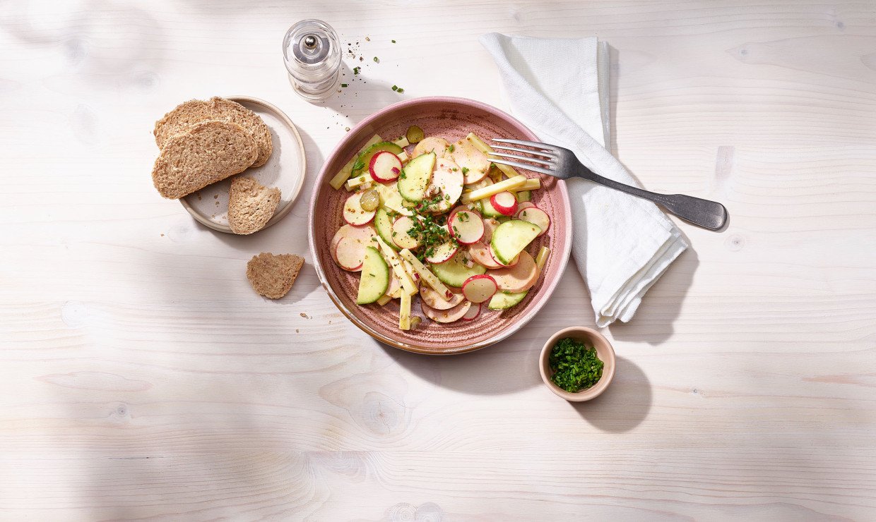 Salade de cervelas et fromage