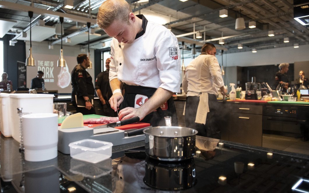 Simon-Grimbichler-am-kochen