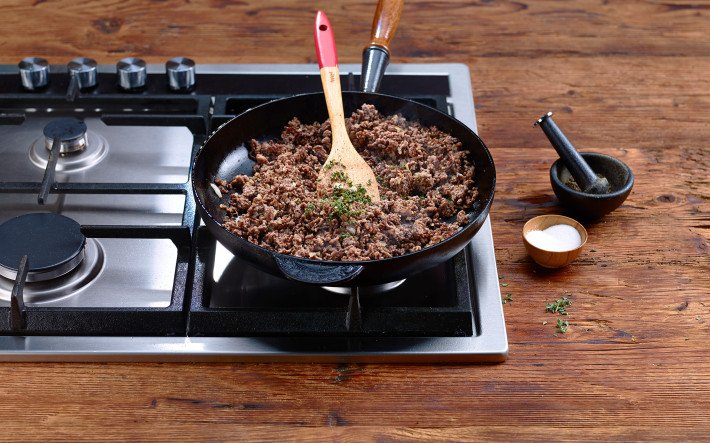 Hackfleisch richtig anbraten - Schweizer Fleisch