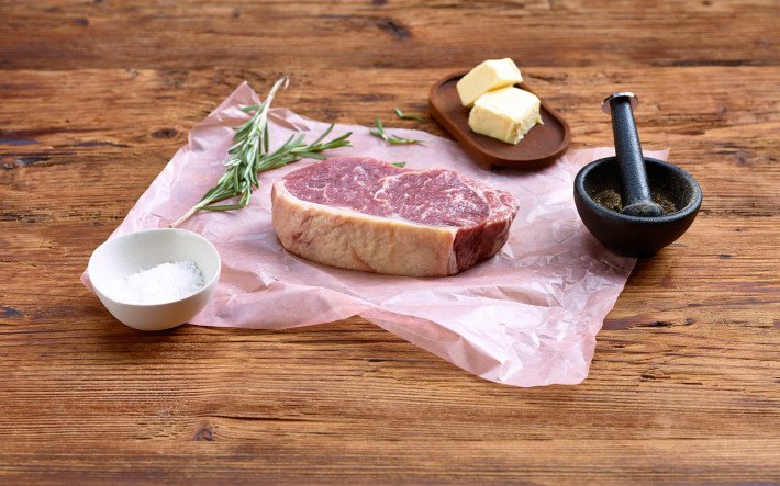 Entrecôte auf den Punkt braten - Schweizer Fleisch