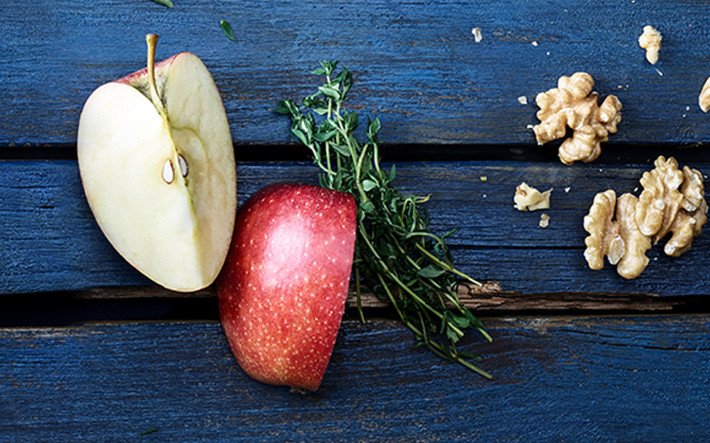 Senf-Apfel-Nuesse-Thyme