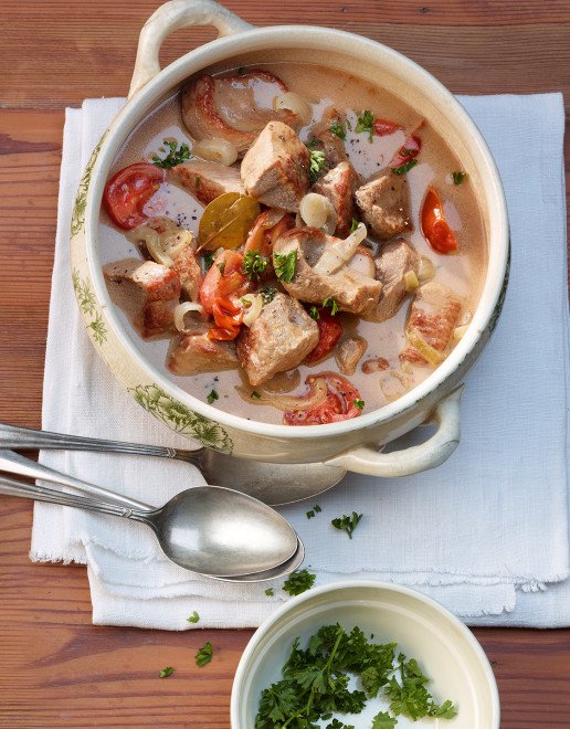 Rindsragout mit Reis und Erdnussbutter - Schweizer Fleisch