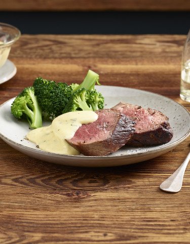 Rindsfiletmedaillons-mit-Sauce-béarnaise